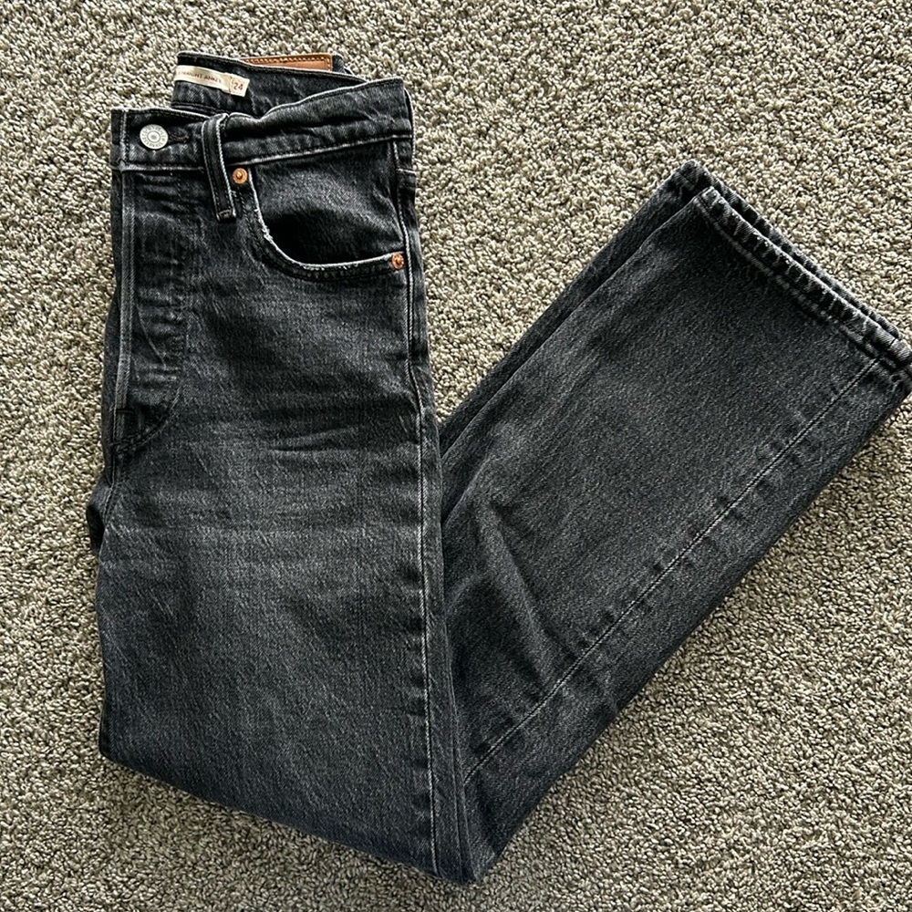 Levi's Women's Straight Leg Jeans - Washed Black